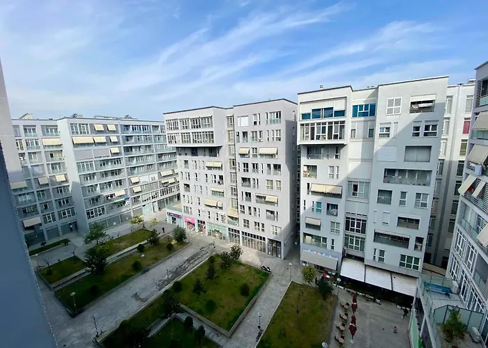 Collection Komuna E Parisit Private Parking Appartement