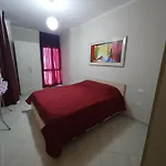 Collection Komuna E Parisit Private Parking Apartment