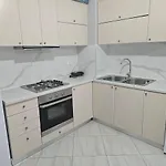 Collection Komuna E Parisit Private Parking Apartment *