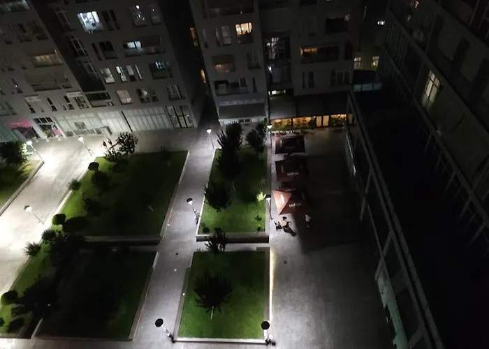 Collection Komuna E Parisit Private Parking *